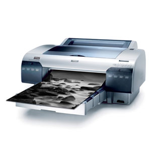 EPSON STYLUS PRO 4880<br/>Setzt neue Ma�st�be beim Drucken von DIN A2+/17 Zoll in Farbe und Schwarzwei�